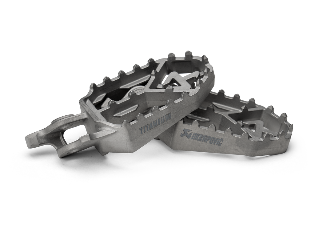AKRAPOVIC Honda CRF1000L Africa Twin / CRF1000L Africa Twin Adventure Sports / CRF1100L Africa Twin / CRF1100L Africa Twin Adventure Sports 2018-2019, 2020-2026 Adventure Footpeg Set (Titanium) F-H11T1