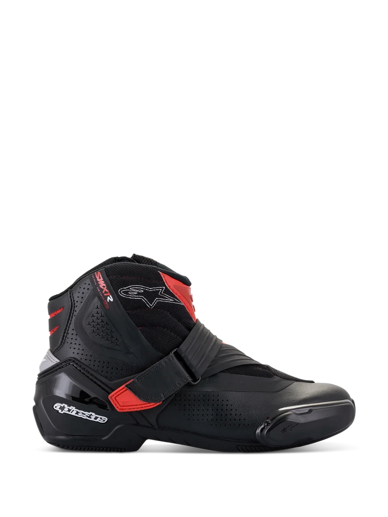 Alpinestars SMX-1 R V2 Vented Boots, low-cut motorcycle riding shoe, Black with Red accents and white logos, perforated microfiber upper for airflow, TPU heel counter and side protection, sporty road performance design.