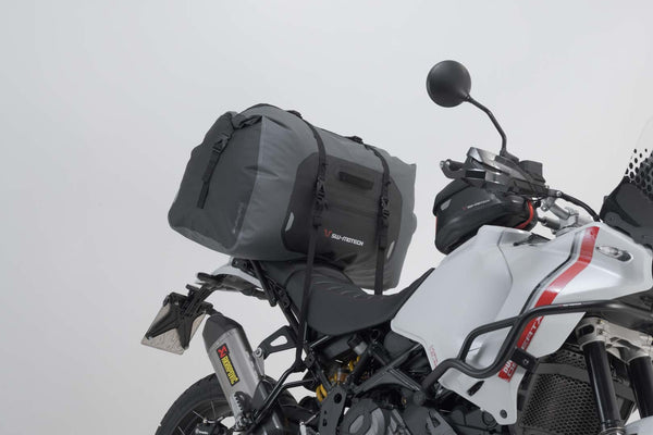 SW-MOTECH Drybag 600 tail bag BC.WPB.00.002.20000