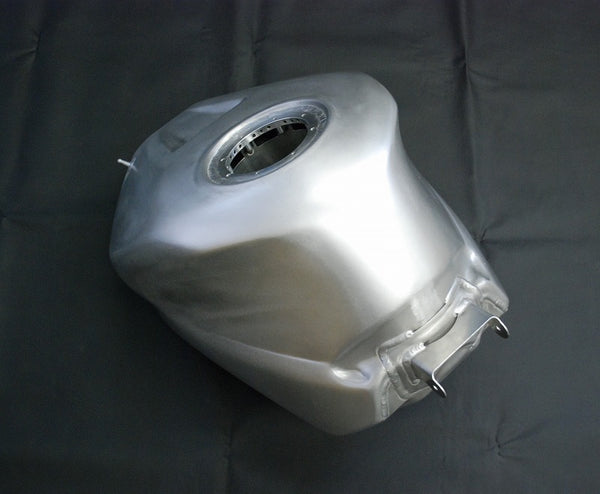 BEATER 2009-2020 BMW S1000RR Staubi Racing tank