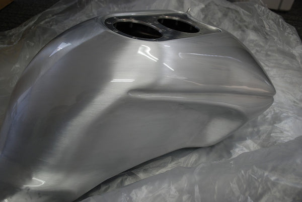 BEATER DUCATI 749/999 Aluminum fuel tank, Hair-lined