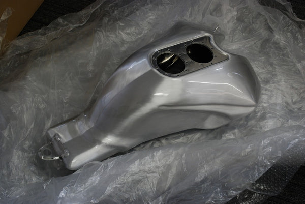 BEATER DUCATI 749/999 Aluminum fuel tank, Hair-lined