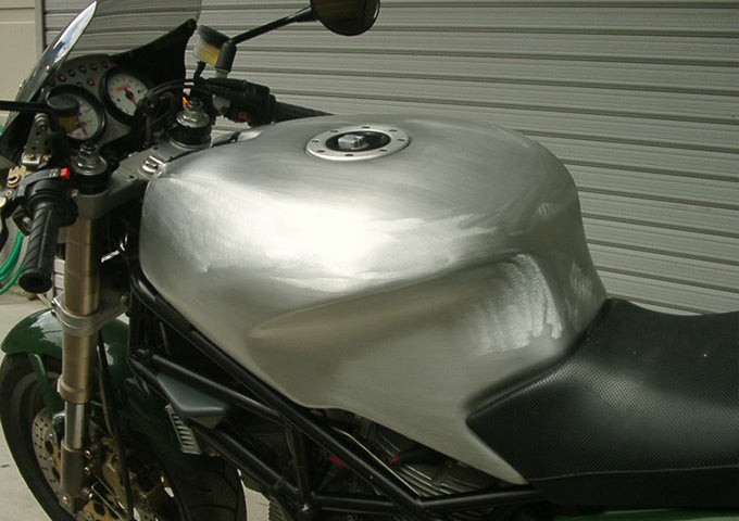 BEATER DUCATI MONSTER900 Aluminum fuel tank-Carb-Big