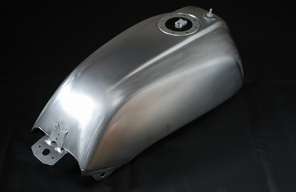 BEATER Honda CB750/900/1100F Aluminum fuel tank