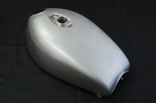 BEATER Kawasaki Z900 Aluminum fuel tank
