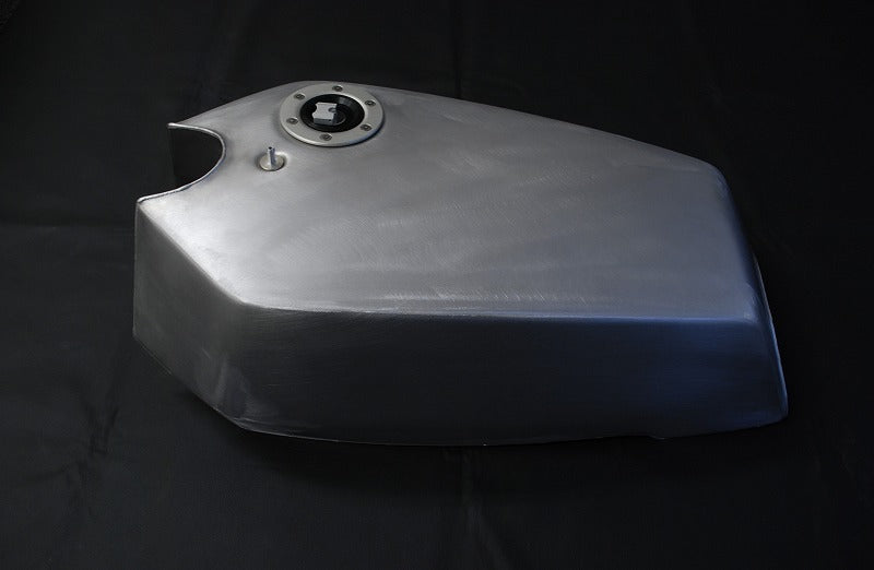 BEATER Kawasaki Z1R Gen-1 Aluminum fuel tank
