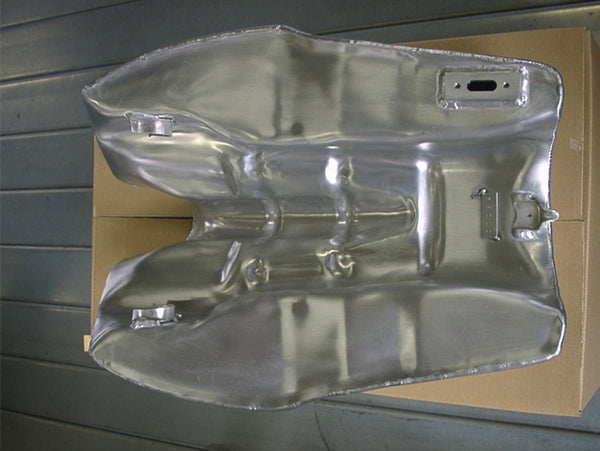 BEATER Kawasaki Z1000MK-2 Aluminum fuel tank