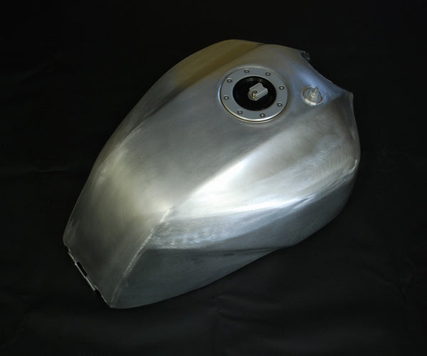 BEATER Kawasaki ZRX1100/1200 Aluminum fuel tank
