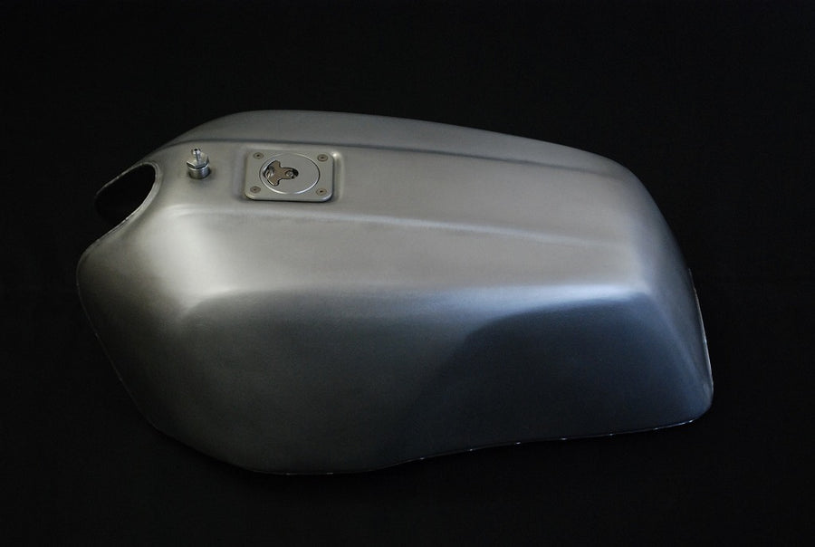 BEATER Kawasaki Z1000R Aluminum fuel tank,Newton