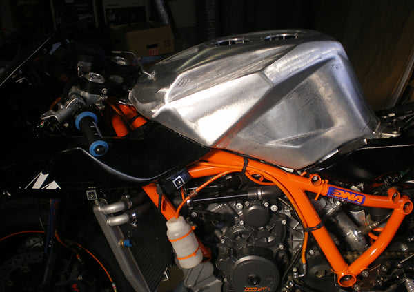 BEATER KTM 1190 RC8 Aluminum fuel tank