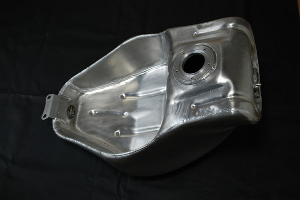 BEATER Suzuki GSX-R1300R Hayabusa Fuel tank