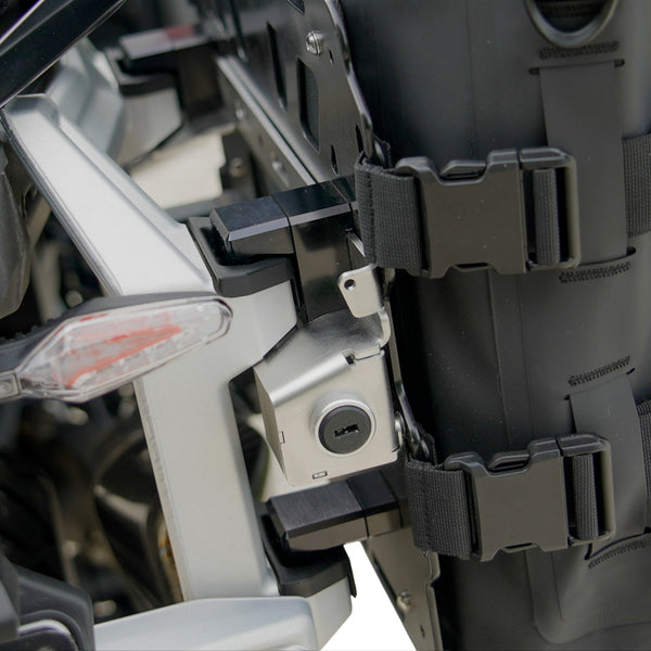 Unit Garage UG002+AL25_DX Khali side pannier in TPU 35L - 45L + Right Aluminium plate BMW R1300GS ADV