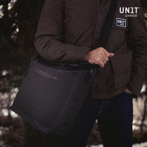 Unit Garage 2xUG002+AL0C+4702 Two Khali side panniers in TPU 35L - 45L + Pair of aluminium plates + Aluminium bag frames Atlas KTM 1290/1390 Super Adventure S-R