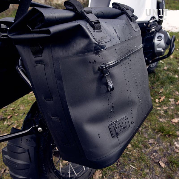 Unit Garage 2xUG002+AL0C+4702 Two Khali side panniers in TPU 35L - 45L + Pair of aluminium plates + Aluminium bag frames Atlas KTM 1290/1390 Super Adventure S-R