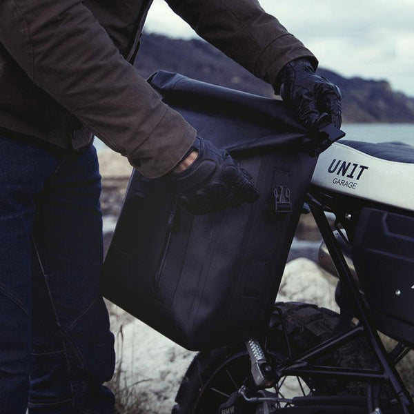 Unit Garage UG001+2280DX Khali side pannier in TPU + Right subrame Moto Guzzi V85TT (2024 until now)