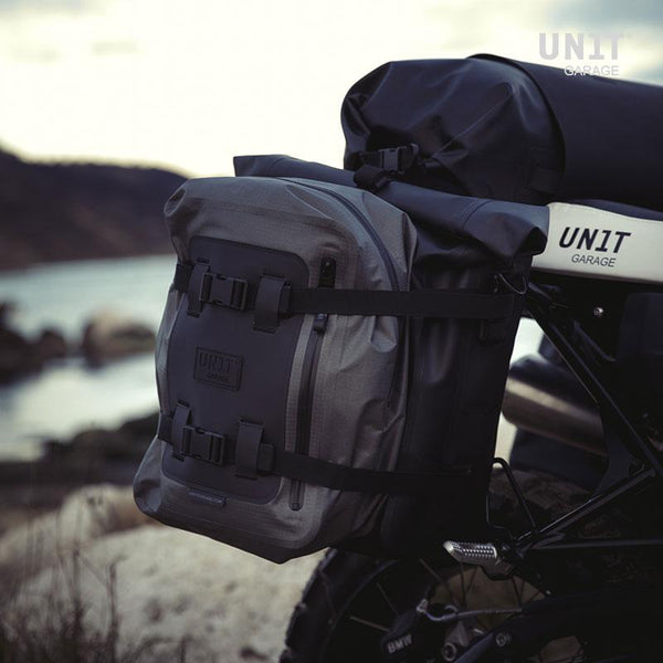 Unit Garage UG001+1019DX Khali side pannier in TPU + Right Subframe Triumph Scrambler 1200 XC_XE (2019 until now)