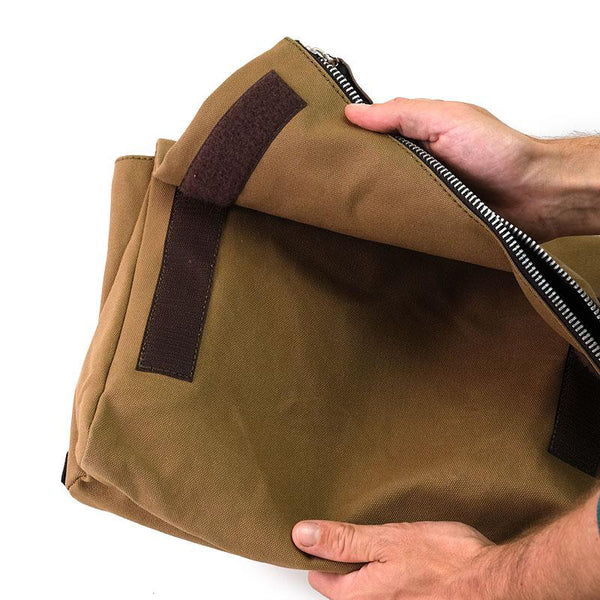 Unit Garage U041 Fezzan Canvas Messenger Bag