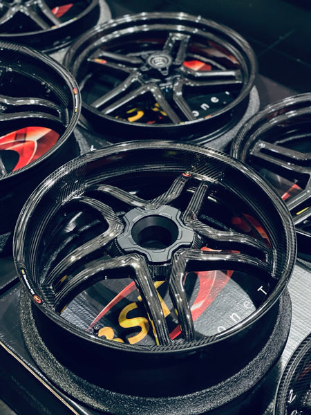 BST Rapid TEK carbon fiber motorcycle wheel – DENNISPOWERSPORT actual product photo
