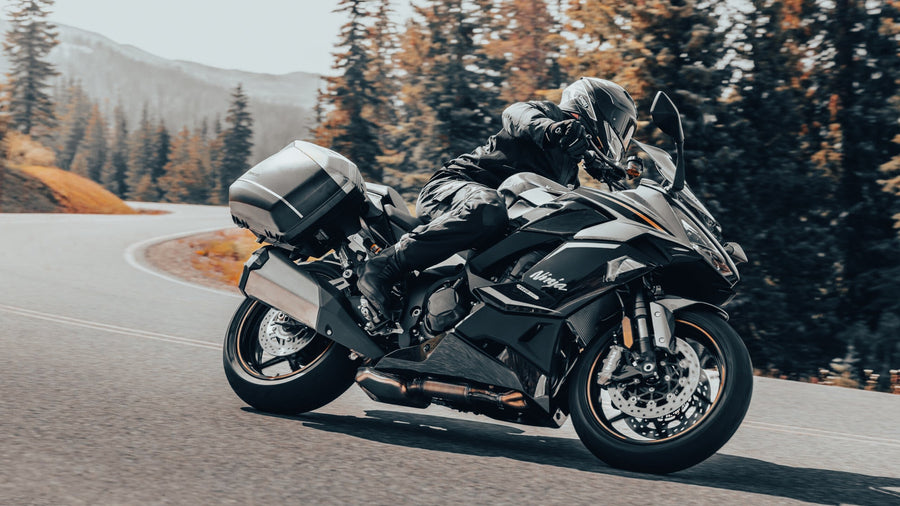 BT Moto (25-27) Kawasaki 1100SX Stage 1+ Performance Calibration With Handheld Tuner