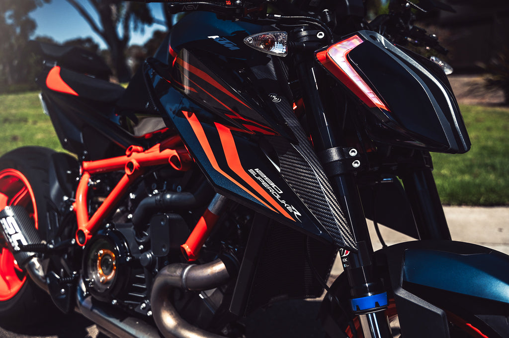 BT Moto (20-24) KTM SuperDuke R / GT / Adventure R / S 1290 - Stage 1 with Handheld