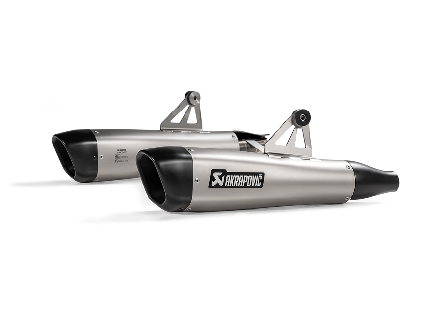 AKRAPOVIC Triumph Bonneville T100 / Bonneville T120 2017-2020, 2016-2020 Slip-On Line (Titanium) S-T12SO4-HCQT