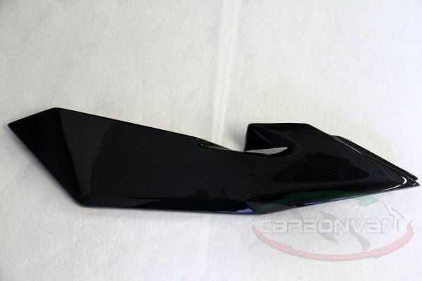 Carbonvani MV Agusta F4 2010–2019 Right Tank Side Panel
