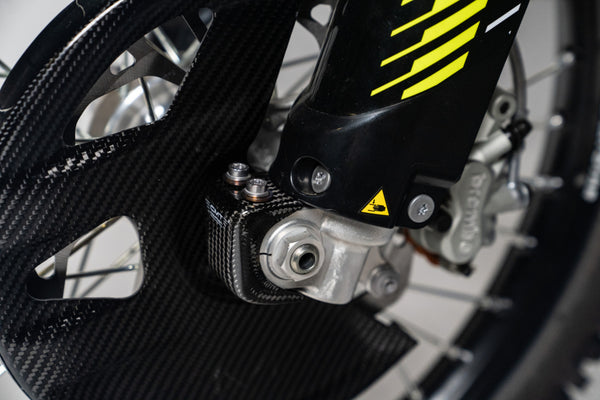 CMT Compositi Carbon Fork Foot Guard | Ducati / Triumph / Honda / Yamaha / Sherco / TM Racing / Fantic / Stark Varg | 000194