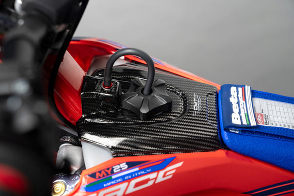 CMT Compositi Carbon Fuel Tank Cover | Beta RR X-PRO 2T 200 / Multi-Model | 000919