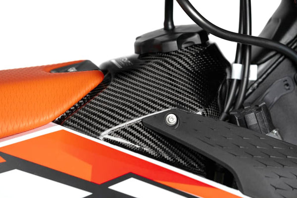 CMT Compositi Carbon Upper Fuel Tank Cover | KTM SX 125 / Multi-Model | 003051