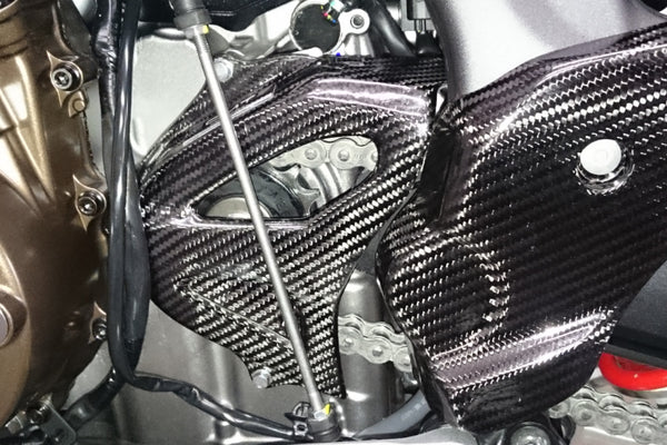 CMT Compositi Carbon Front Sprocket Guard | Honda AFRICA TWIN crf 1000 / Honda AFRICA TWIN crf 1000 DCT | AFR1
