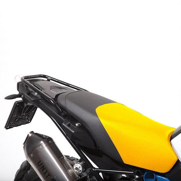 Unit Garage 1908BY Yellow 40th/Black Seat cover Rallye