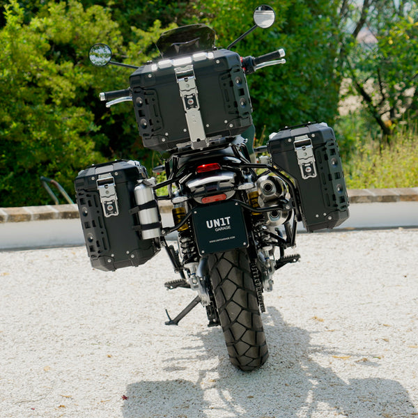 Unit Garage DPS-UGSET-4951 Pair of Atlas aluminium bags 48L+41L + Frames for Atlas aluminum side panniers Triumph Street Scrambler 900 (2026 until now)