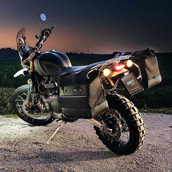Unit Garage U204C+4152 Pair of Cult side panniers in waxed suede with aluminium back plate + pair of stainless steel quick release system and lock + Subframes Honda CRF1100L Africa Twin & Adventure Sports (2024 until now)