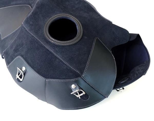Unit Garage 2021 Tank cover in waxed suede