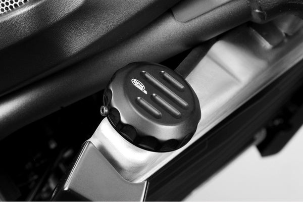 DPM Radiator cap cover for XSR 700 2015-20 / SV 650 01-02 & More | R-0157B