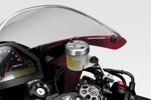 DPM Break pump cover for CBR 900 02-04 / CBR 1000RR 04-05 & More | R-0177P