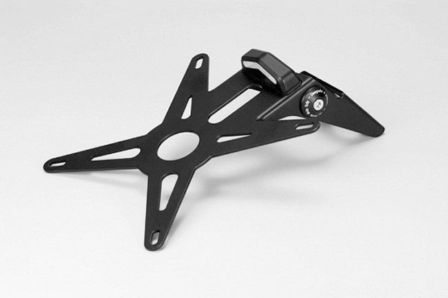 DPM Kit license plate (Q) for R6 06 | R-0421