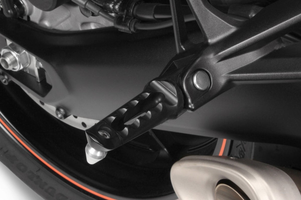 DPM Passenger footpegs RACE for MT07 2014-2017 / MT09 2014-16 & More | R-0523/1B