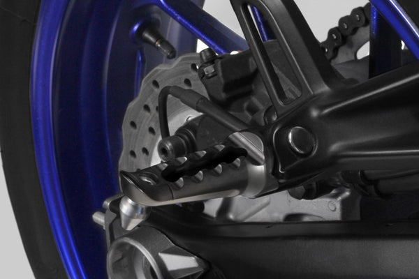 DPM Passenger footpegs RACE for MT07 2014-2017 / MT09 2014-16 & More | R-0523/1B