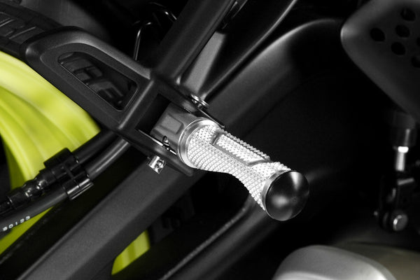 DPM Passenger footpegs GP for MT07 2018-20 / MT07 2021-24 & More | R-0792