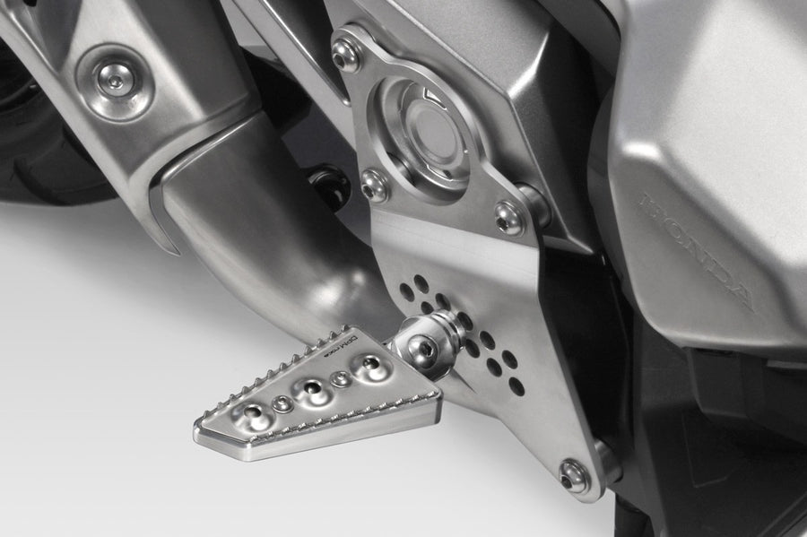 DPM Kit additional footrests for XADV 2017-20 | R-0827B
