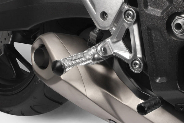 DPM Control footpegs GP for HORNET 600 99-02 / HORNET 600 03-04 & More | R-0832