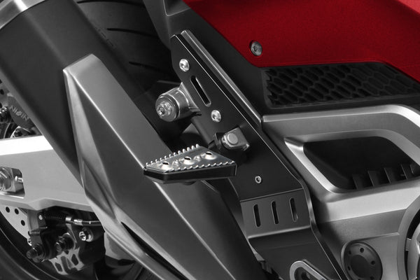 DPM Passenger footrests for FORZA 750 | R-0942B