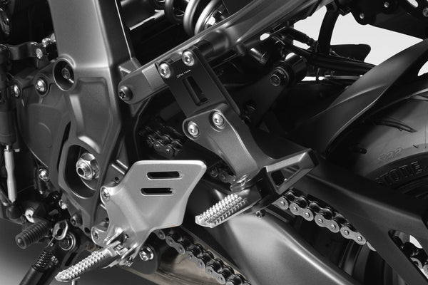 DPM EVO passenger footrests supports Kit for MT09 2021-23 | R-0951E