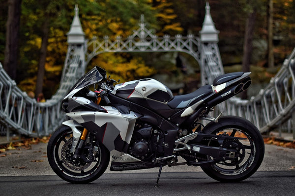 TOCE T-Slash Slip-On - Yamaha R1 (09-14)