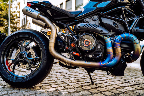 CNC RACING | Clear cover oil bath clutch Ducati