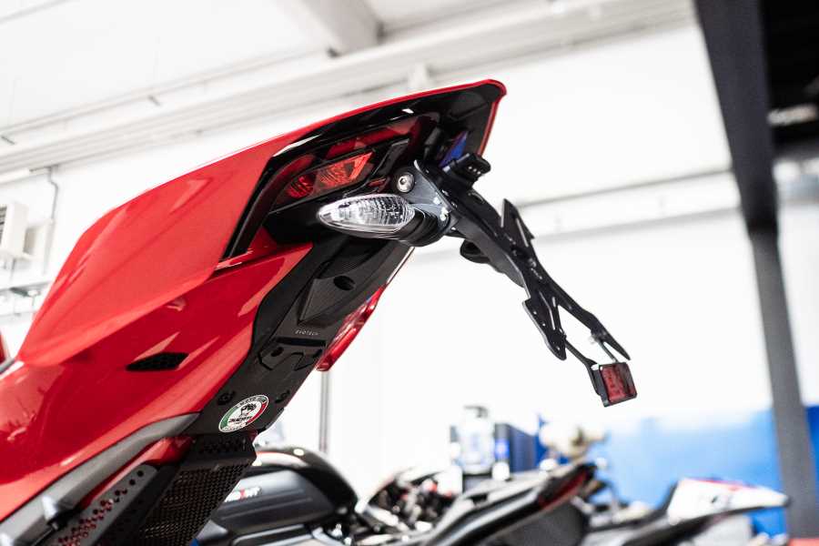 Evotech RC Tail Tidy Ducati Panigale Streetfighter V4 / V2 25-26 - image 1