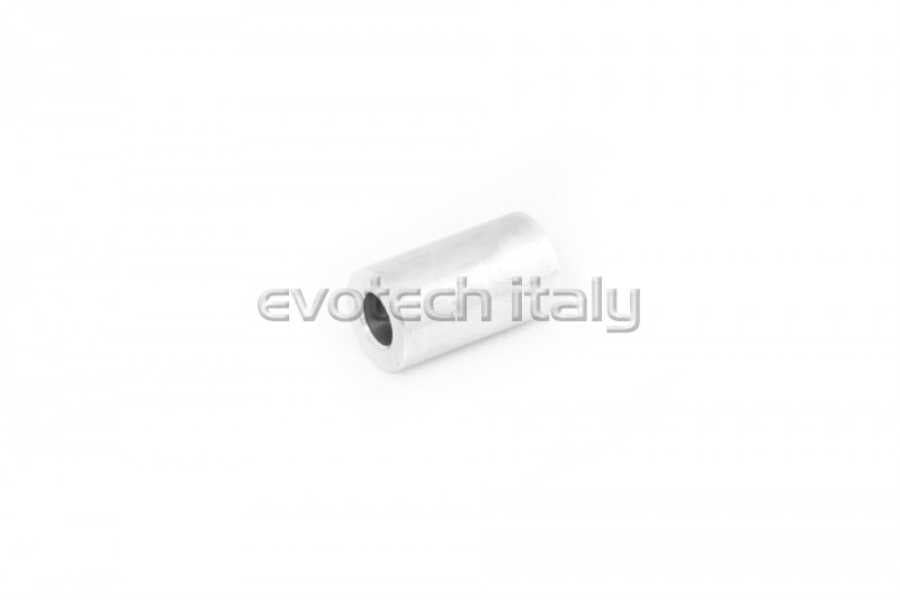 Evotech RC Yamaha R1 2009 Street Defender Spacer - image 1