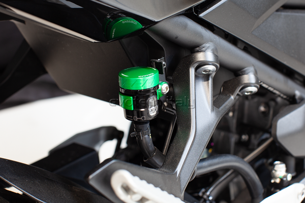 Evotech RC Rear Brake / Hydraulic Clutch Fluid Reservoir Kit with Inspection Window - image 2