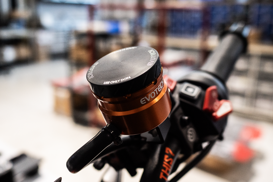 Evotech RC Front Brake Fluid Reservoir Kit with Side Outlet - image 1